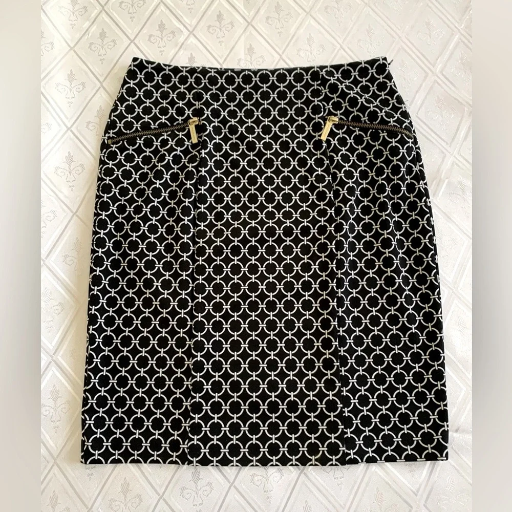 Michael Kors Black and White Pencil Skirt Knee-Length